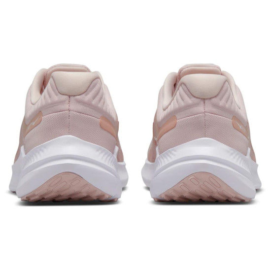Nike Quest 5 W